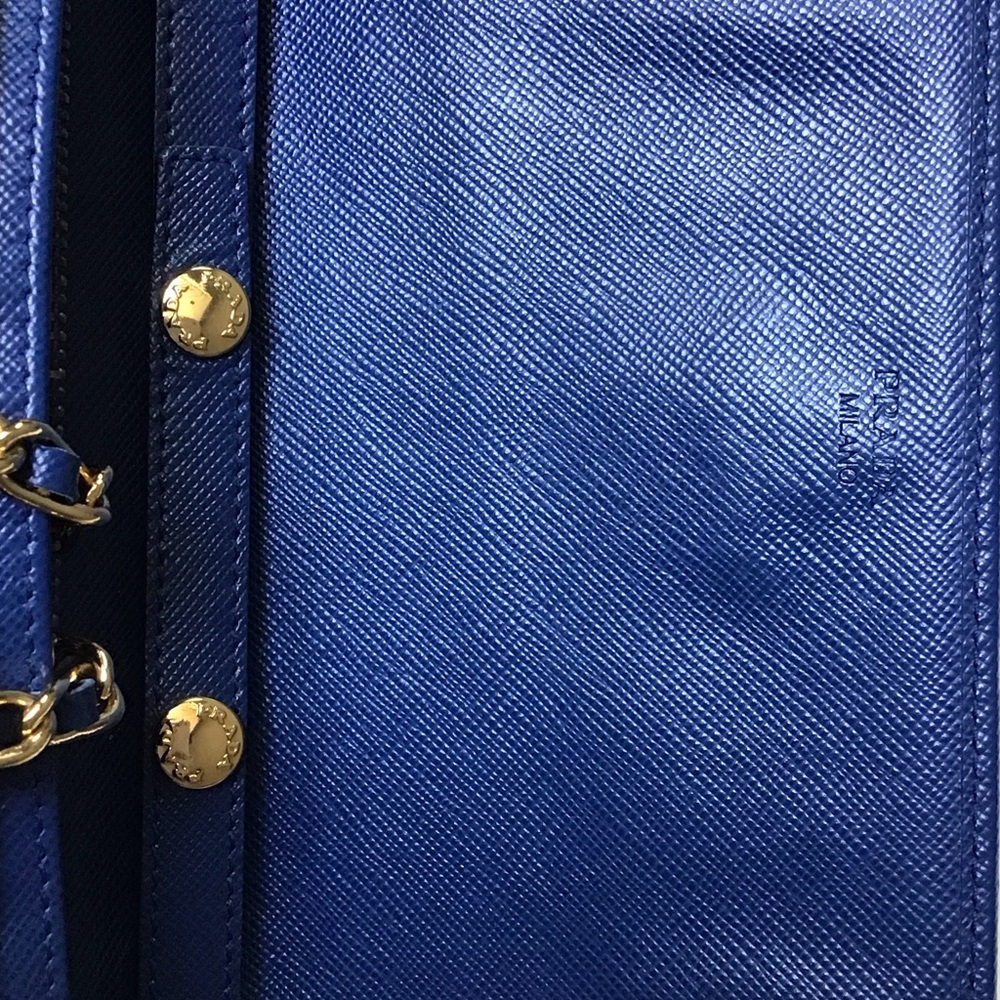Prada Navy Leather Clutch with Gold Chain - Picture 2 of 9